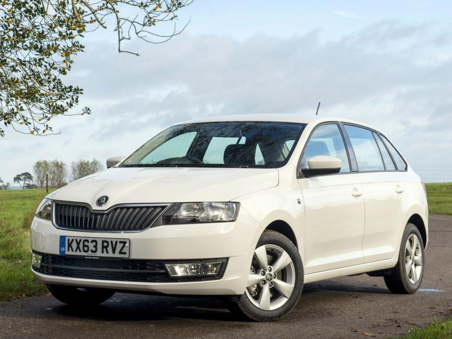  Skoda Rapid Spaceback 2013 года  (UK) (фото 20 из 26)